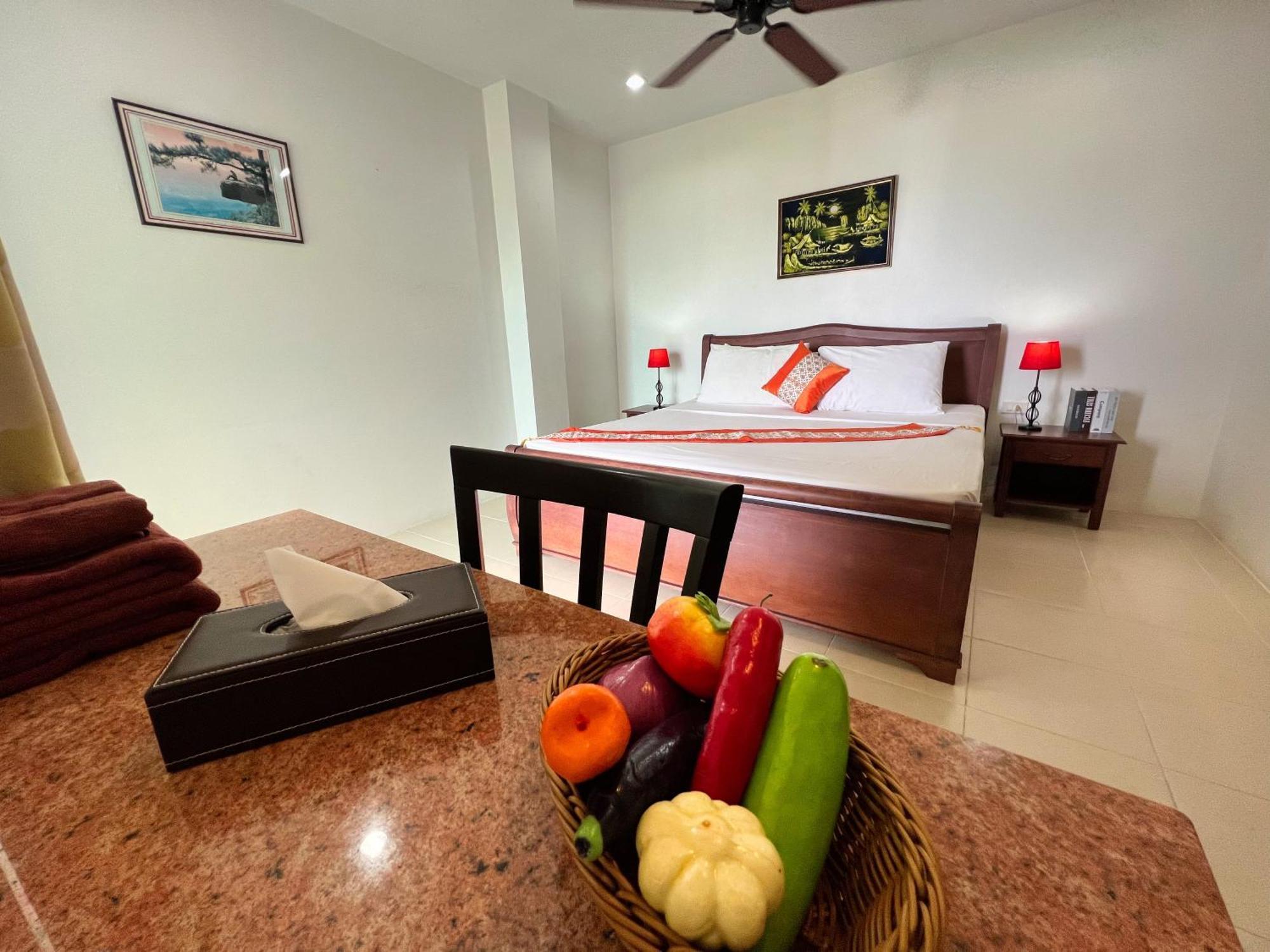 Sr Sea View Apartments Patong Номер фото