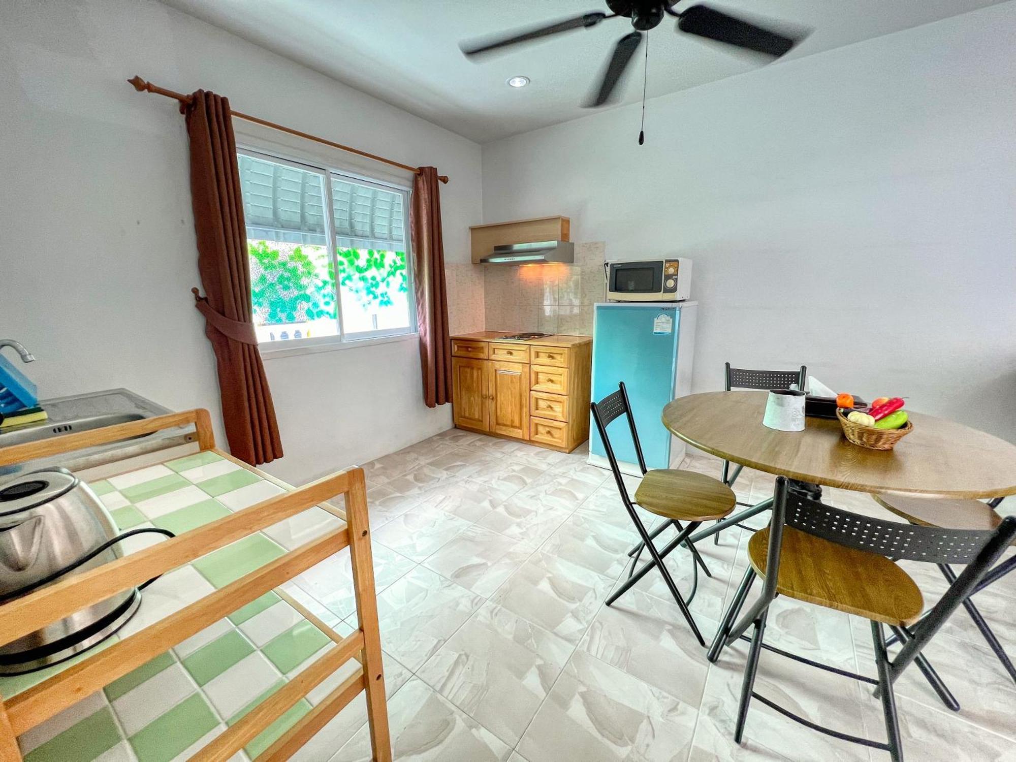 Sr Sea View Apartments Patong Номер фото